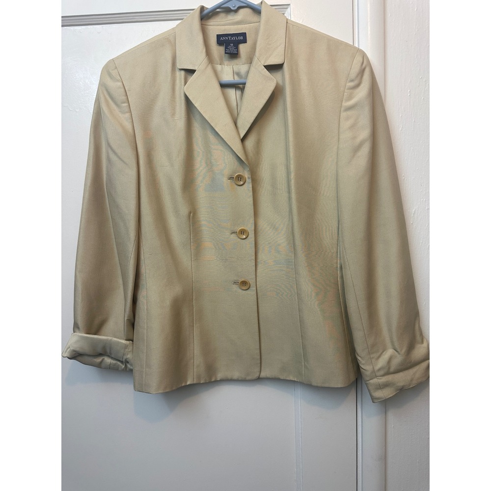 Ann Taylor Womens 10 Blazer Beige Tan 100% Silk 3 Button Career Professional